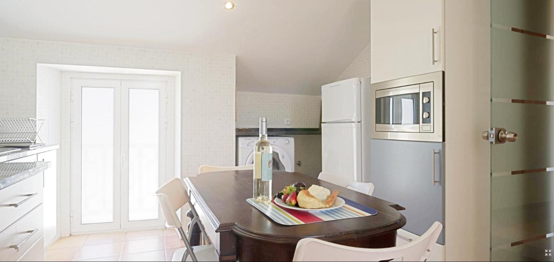 Guestready - Rare Terrace Apt, Historic Center Apartment Lisbon Bagian luar foto