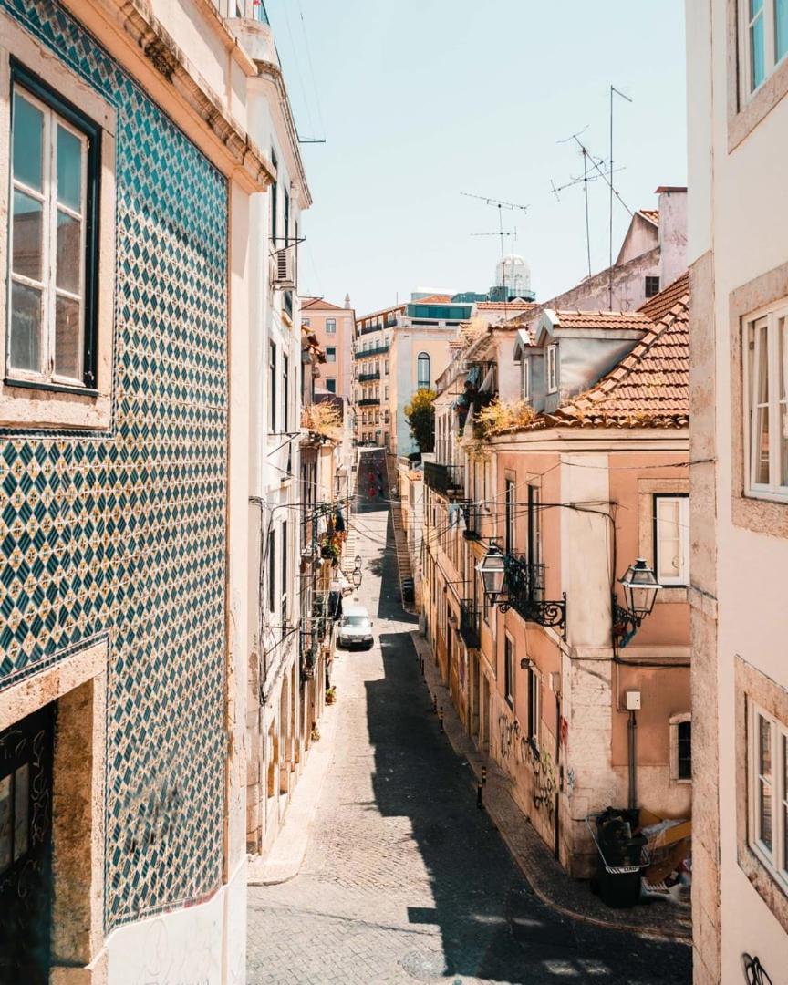 Guestready - Rare Terrace Apt, Historic Center Apartment Lisbon Bagian luar foto