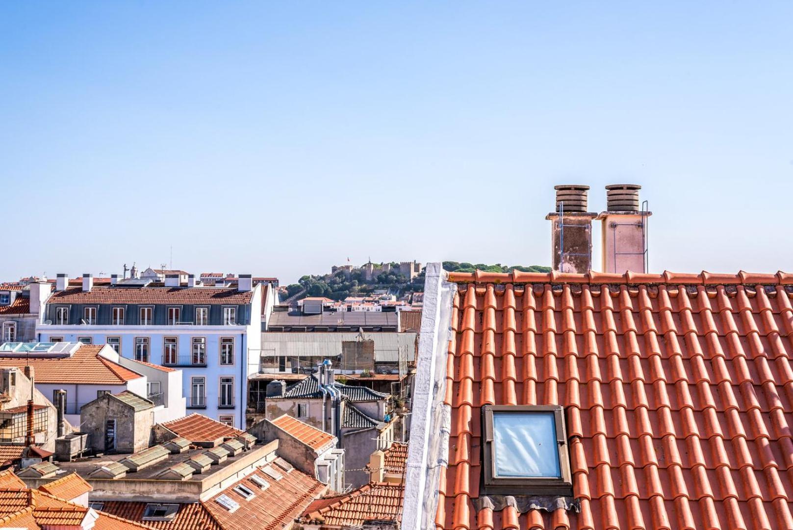 Guestready - Rare Terrace Apt, Historic Center Apartment Lisbon Bagian luar foto